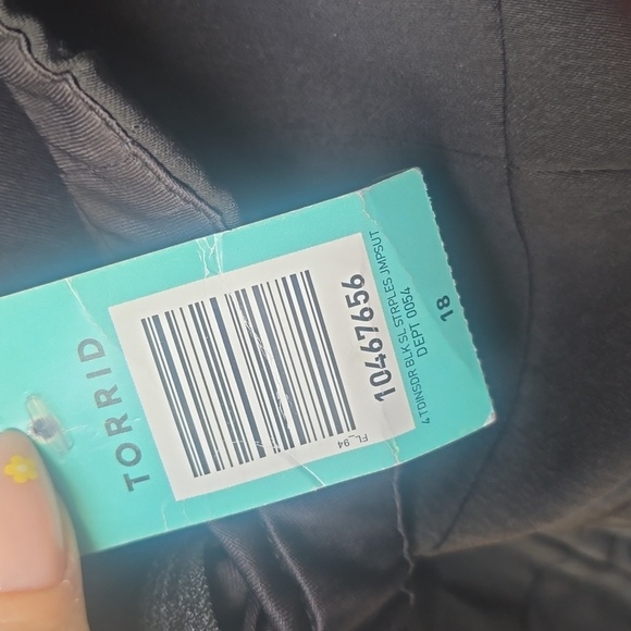 Torrid Insider Collection Black Culotte Strapless Jumpsuit 18 new nwt - Picture 8 of 11